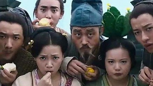 揭秘娱乐圈吃瓜背后：为何明星绯闻总能刷爆社交圈？