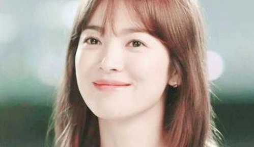 娱乐圈吃瓜营销号：揭秘背后，真相与噱头的反差🎭