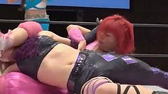 司晓迪自曝睡遍顶流，大瓜引爆网络，鹿晗范丞丞纷纷回应！