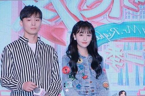 谭松韵最新动态全揭秘：从人气小花到话题焦点