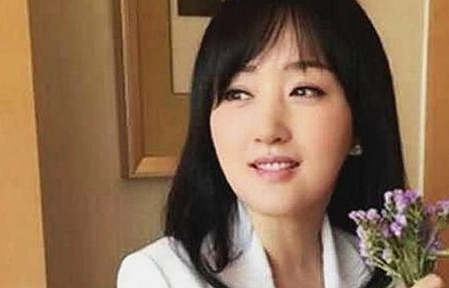 明星最新动态：某女星疑似翻车事件引热议